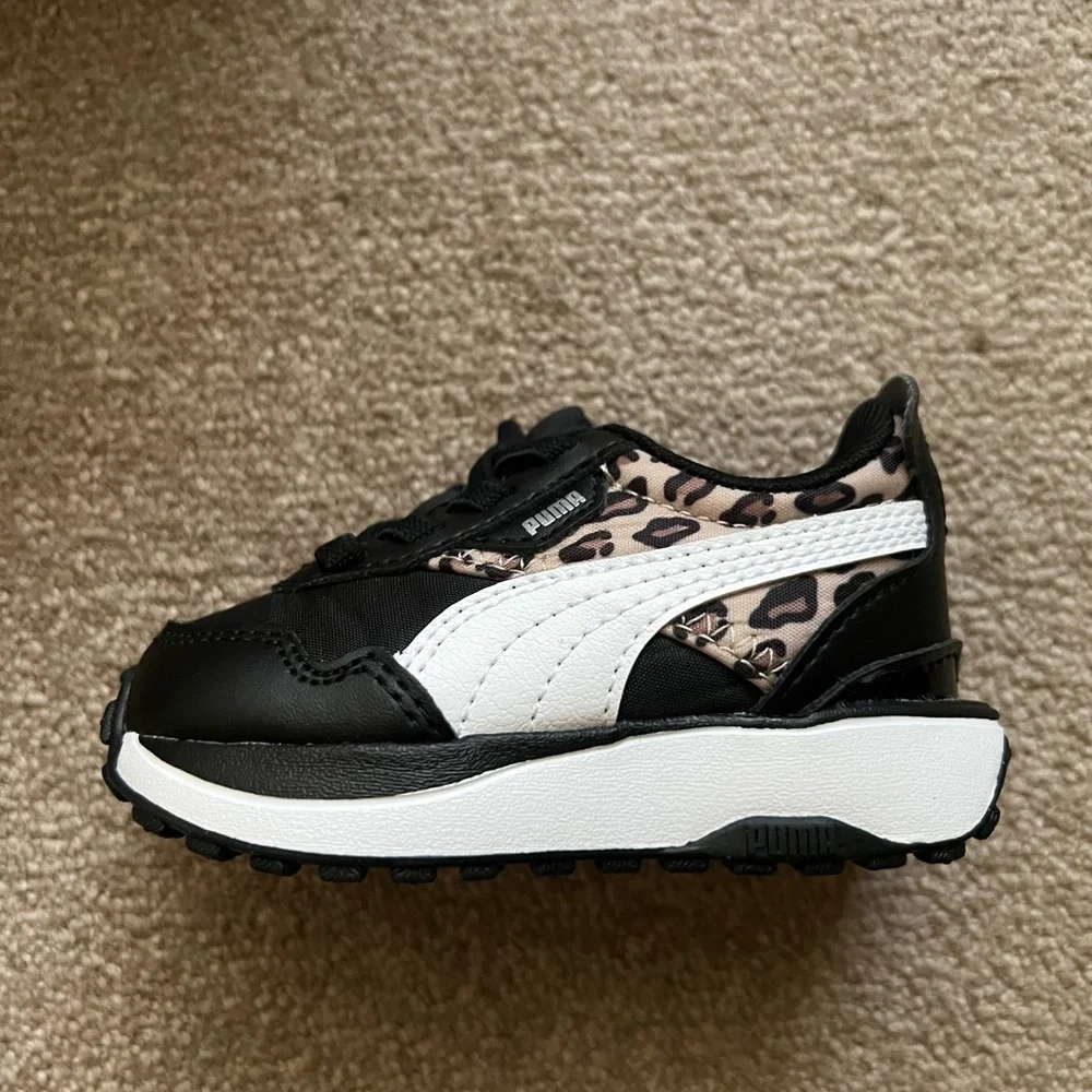 PUMA Cruise Rider‎ Size 4C NEW